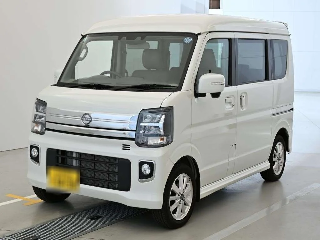 Nissan NV100 Clipper Rio DR17W 2025